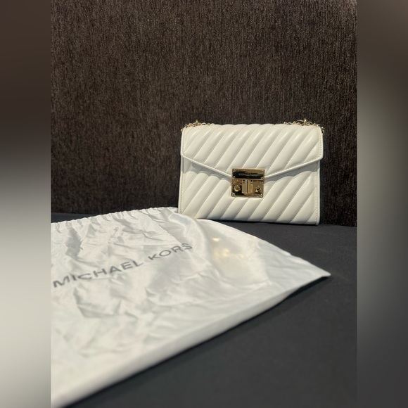 MICHAEL KORS White Purse - Picture 2 of 6